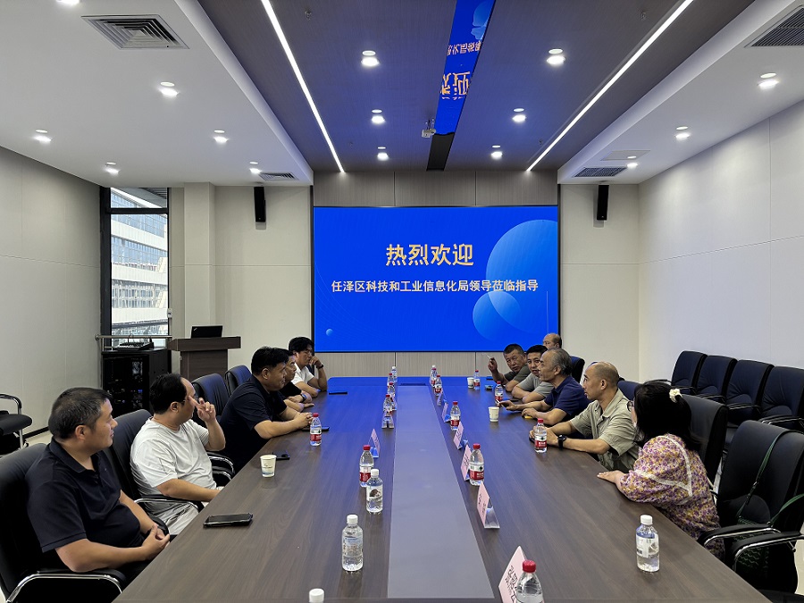 任泽区科技和工业信息化局领导来石考察交流